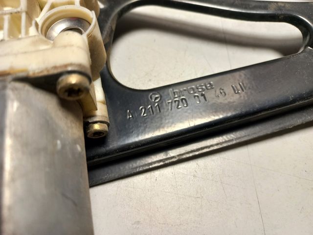 ELEVALUNAS DELANTERO IZQUIERDO  MERCEDES-BENZ