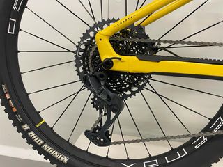 BICI ELÉCTRICA ENDURO MONDRAKER CRAFTY XR