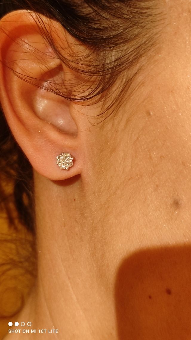 Pendientes oro blanco 18k con brillante