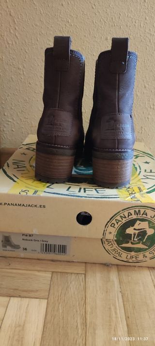 Botines Panama Jack Pia B7 Nobuck Gris