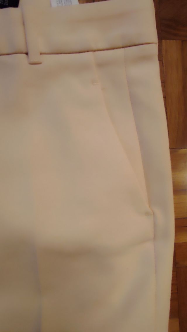 Pantalón colo crema