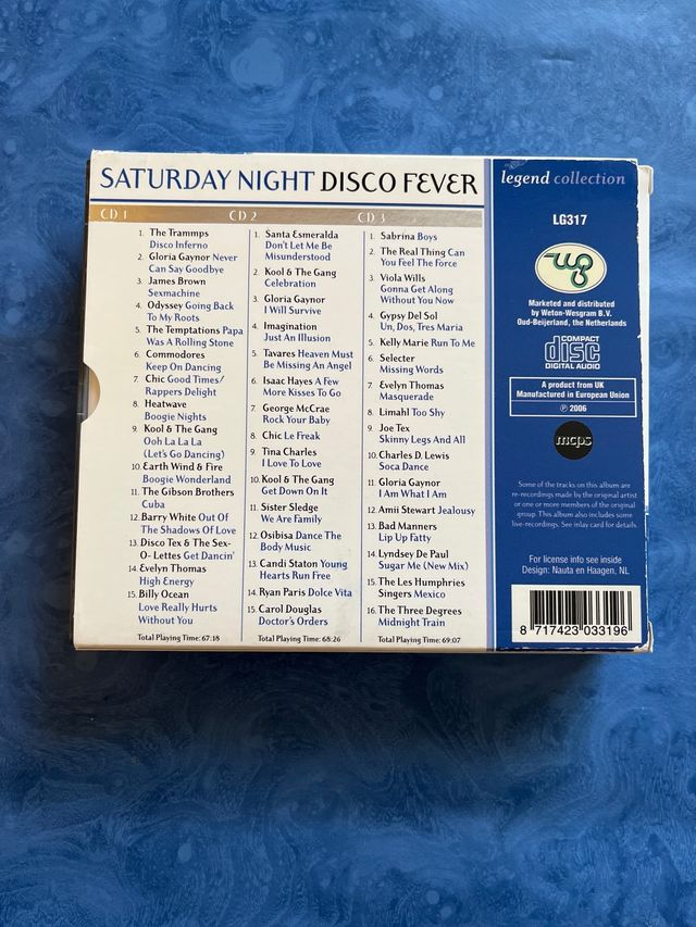 collezione di musica disco in 3cd