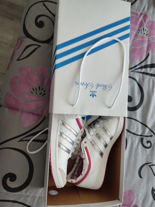Zapatillas Adidas nuevas originales