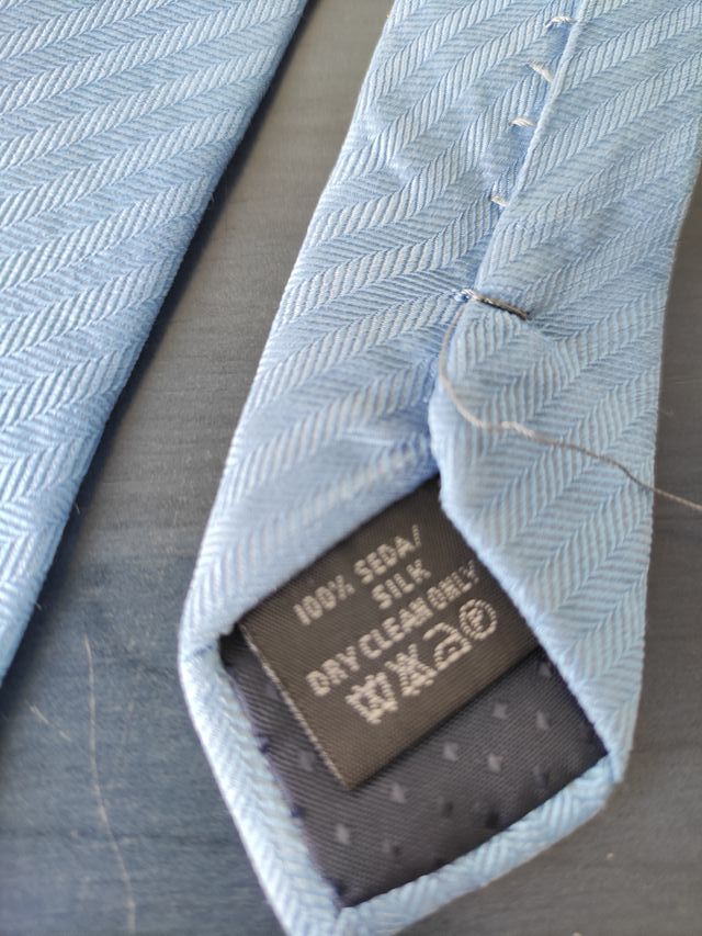 Corbata azul claro Seda