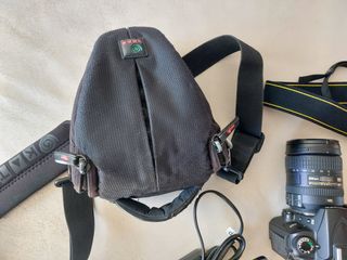 Cámara Nikon D90 y Objetivo 16-85