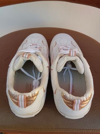 Playeras Skechers
