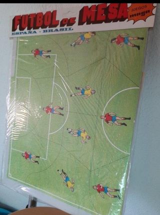 Fútbol de mesa, España-Brasil, antiguo.