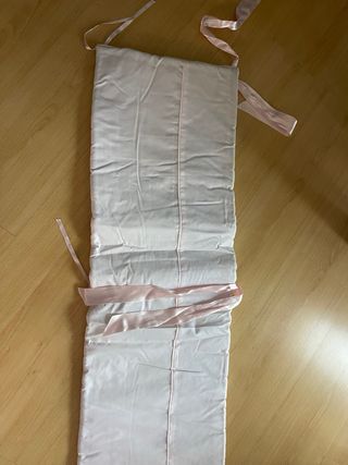 Juego cuna: Chichonera, edredón, sábanas, cojín...