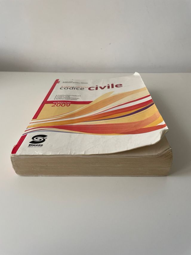 Simone per la scuola, “Il mio primo codice civile”