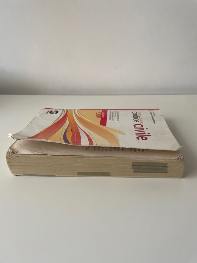 Simone per la scuola, “Il mio primo codice civile”