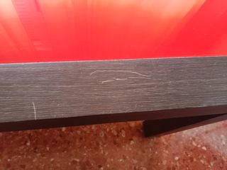 Mesa madera con metacrilato 