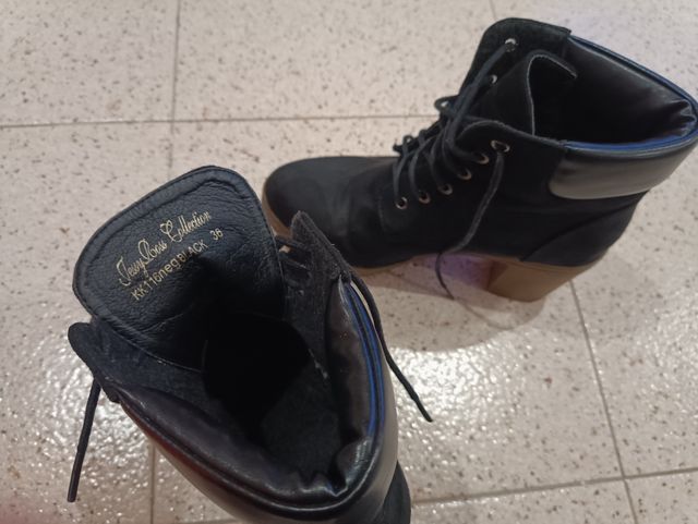 Botines negros nuevos, 36
