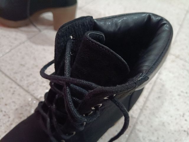 Botines negros nuevos, 36