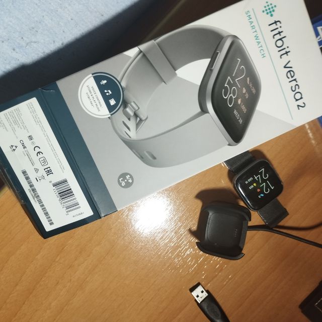 Fitbit versa 2