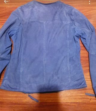 Cazadora de ante de Daniel & Meyer.