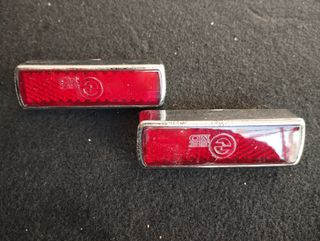 Catadióptricos SEAT 124 primera serie.