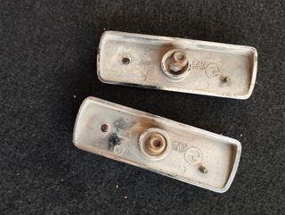 Catadióptricos SEAT 124 primera serie.