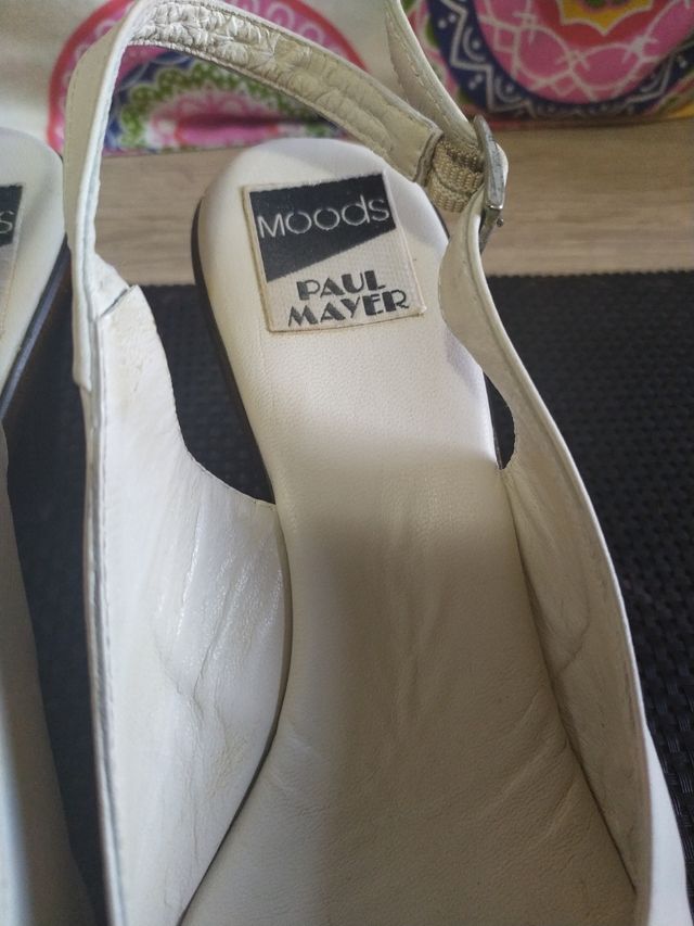 Zapatos de tacón. Talla 40. Piel