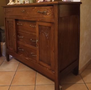 Mobile in vero legno noce  