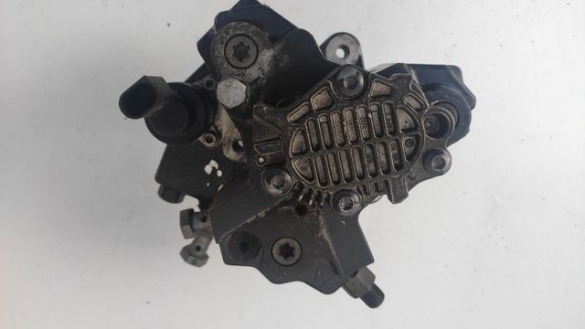 Bomba inyectora Audi 4.2 TDI