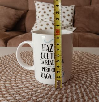 Taza de Alex Bog con mensaje