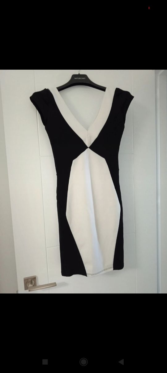 Vestido blanco y negro Bershka talla XS