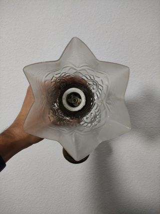 Aplique brazo con detalle y tulipa mixta estrella