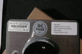 Botao de saida sem contacto