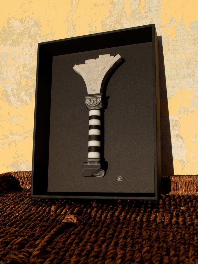 Colonna medievale - miniatura artistica in pietra