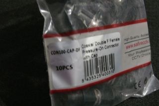 Conector coaxial de encaixe fêmea duplocom tamp