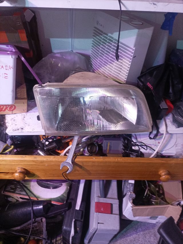 2 Focos delanteros zx