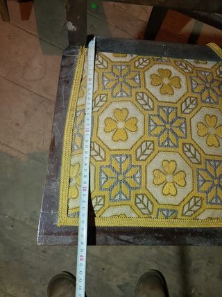 Juego de sillas antiguas