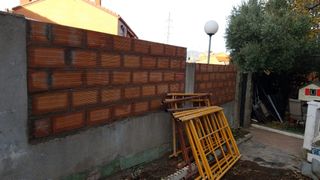 MUROS LADRILLO Y PIEDRA