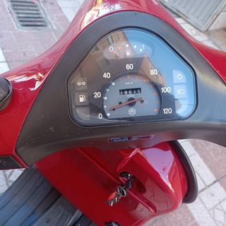 Moto vespa 125