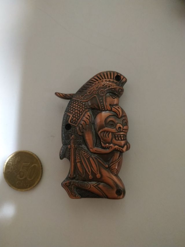 Mechero de colección gladiador y calabera