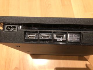 Playstation 4 Slim