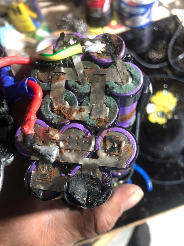 bateria moma bike reparacion