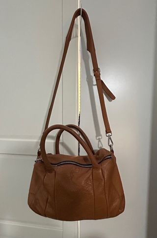 Bolso piel marrón Zara