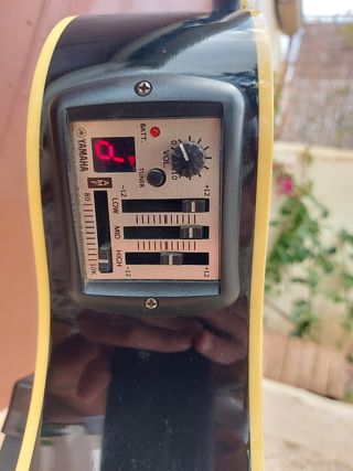 Guitarra Acústica Yamaha APX 700