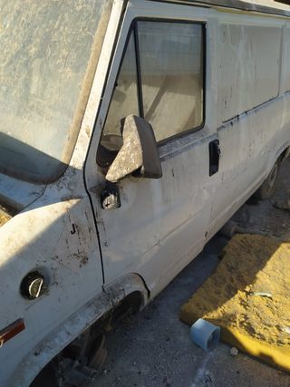 Peugeot J5