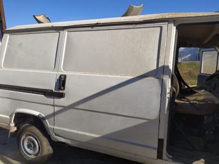 Peugeot J5