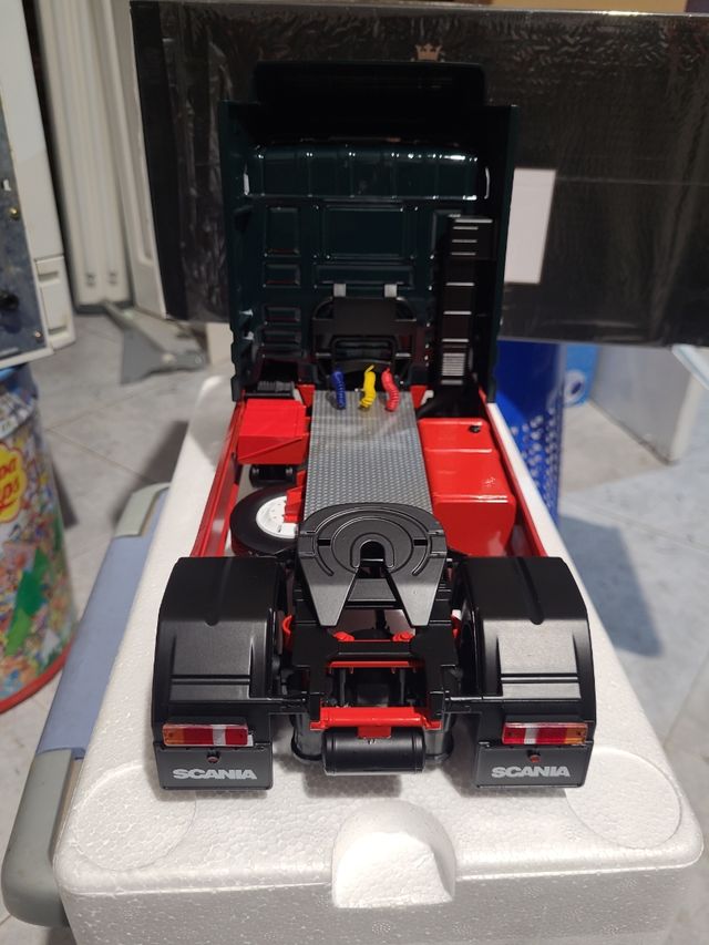 1/18 Maqueta camión Scania