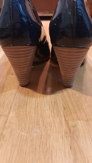 Zapatos salón azul marino