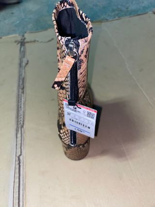 botin zara de piel