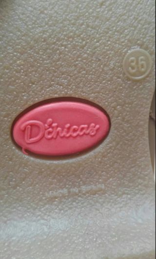 BOTAS ALTAS PIEL COLOR BEIGE (beis)