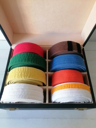 Caixa Cintos Karaté Artes Marciais Personalizada