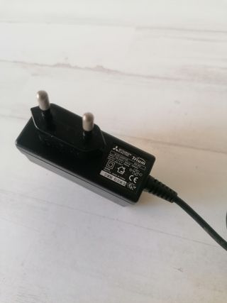 Carregador Transformador Mitsubishi 5.7V 550mA