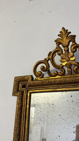 Antiguo Espejo de madera con penacho