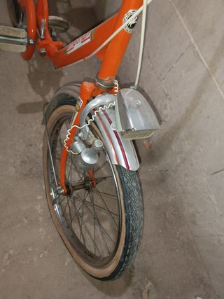 Emporium bicicleta casi única