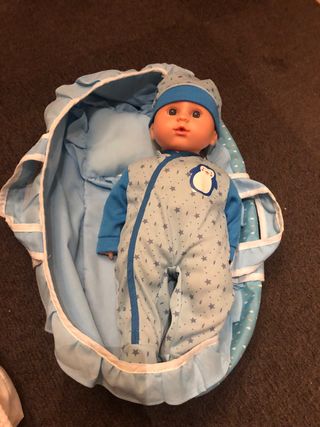BEBE con Capazo y maxicosi